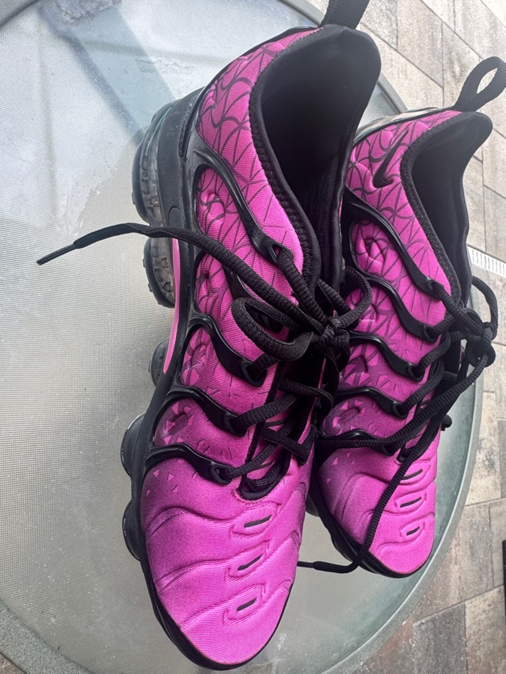Size 10 Nike Air VaporMax Plus Women’s Fuchusia and Black Air Geometric Sneakers